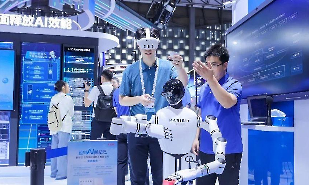 新华三发布全球首款万亿级大模型超节点H3C UniPoD S8000